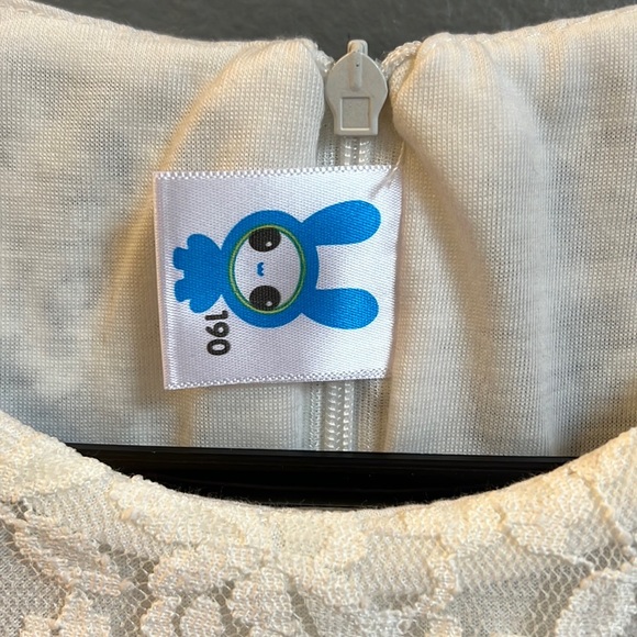 White lace dress - size 2 - Picture 2 of 3